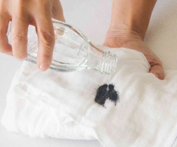 How to Remove Ink Stains From Cotton and Linen