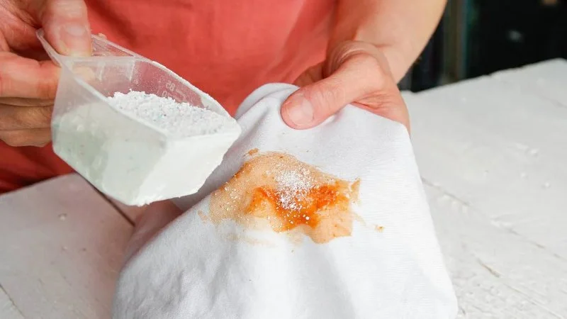 Easy Hacks to Remove Tomato Sauce Stains From White Cotton