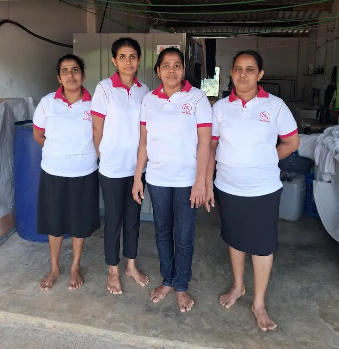 Sun Shine Laundry Picture 4