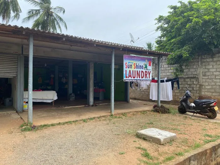 Sun Shine Laundry Picture 3