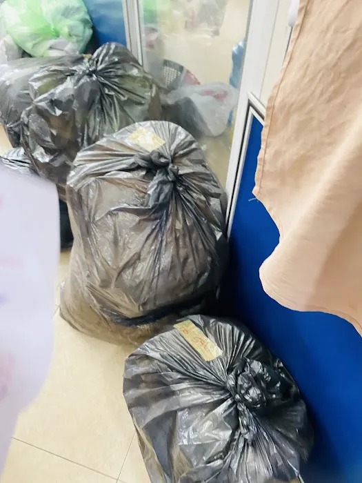 Central Cleaners Picture 4