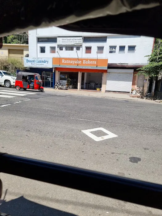 Queens Laundry Picture 2