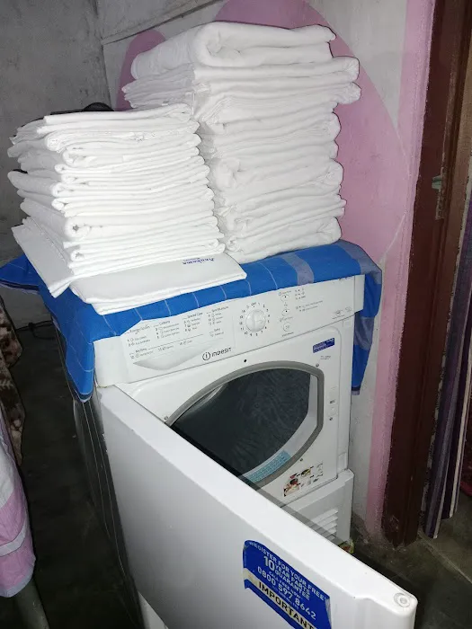 Nilaveli Laundry Service Picture 3