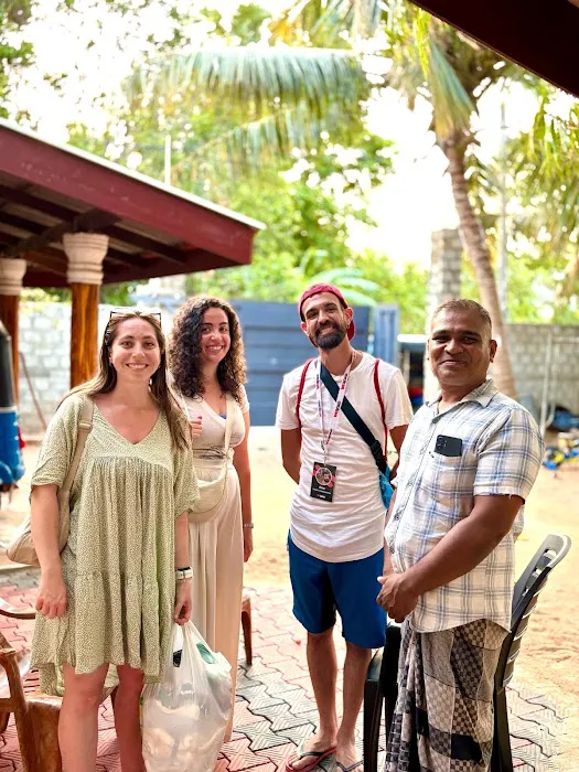 ECO Clean Laundry Service & Tuk Tuk service Nilaveli Picture 2