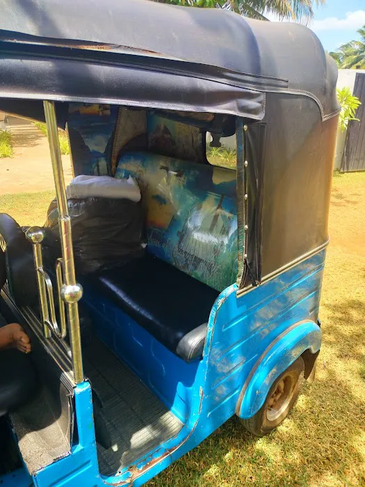 ECO Clean Laundry Service & Tuk Tuk service Nilaveli Picture 3