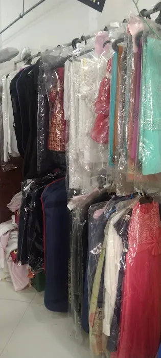 FASHION DRY CLEAN - LAUNDRY MART Picture 2