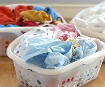 What’s the Best Way to Sort Laundry to Avoid Color Bleeding