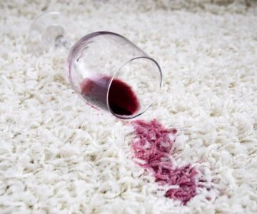 How to Remove Red Wine Stains From Dark Fabrics