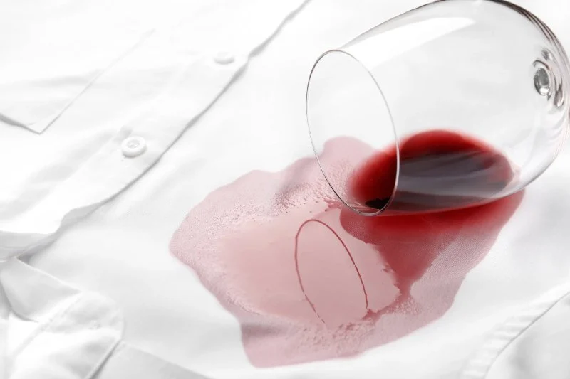 Proven Methods to Remove Red Wine Stains From Dark Fabrics Efficiently
