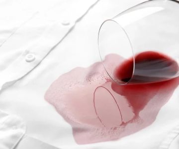 Proven Methods to Remove Red Wine Stains From Dark Fabrics Efficiently