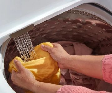 How to Wash Workout Clothes Without Retaining Smell