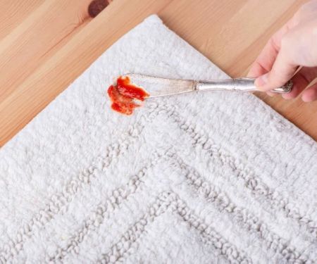 Quick Tricks to Remove Tomato Sauce Stains From White Cotton