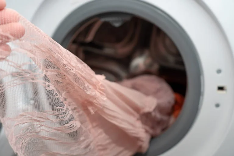 How to Wash Clothes With Delicate Lace Trim