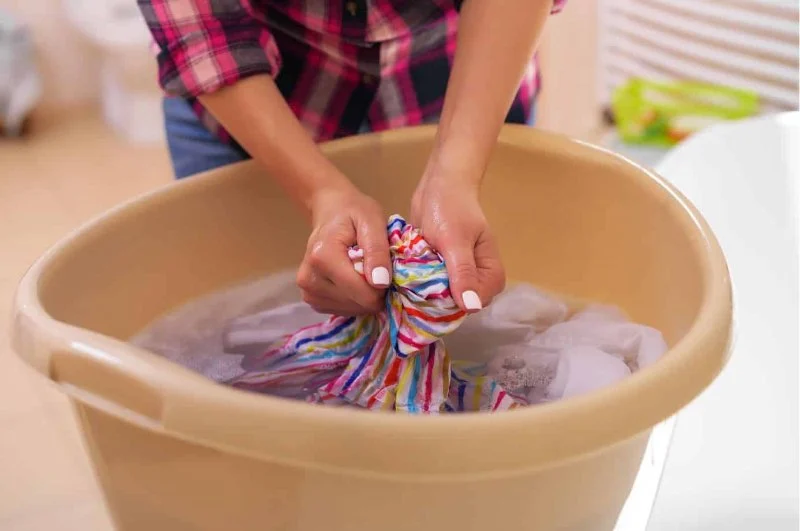 How to Wash Clothes for Everyday Use: The Best Methods and Tips