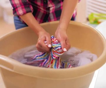 How to Wash Clothes for Everyday Use: The Best Methods and Tips