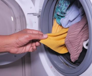 How Overloading Your Laundry Affects Cleaning Efficiency