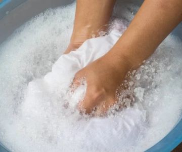 Effective Techniques to Clean Clothes Without Overwashing