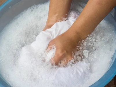 Effective Techniques to Clean Clothes Without Overwashing