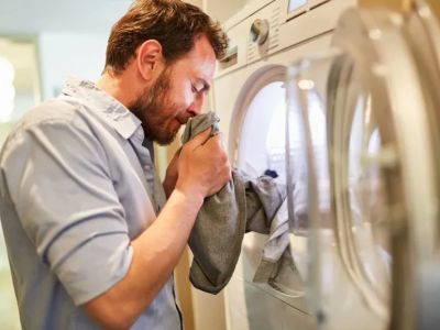 Clothes Smell Bad After Storage? Fast Fixes That Actually Work