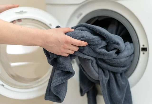 How to Safely Wash Blankets in Your Home Washing Machine