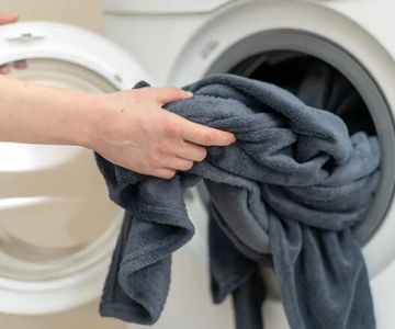 How to Safely Wash Blankets in Your Home Washing Machine
