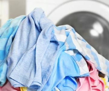 How to Keep Clothes Looking New: Expert Care Tips for Long-Lasting Style