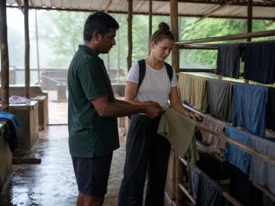 Rainy-Season Laundry in Sigiriya: Confirm Drying
